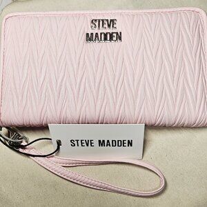Steve Madden BZIP-U Pink Wallet / Wristlet
